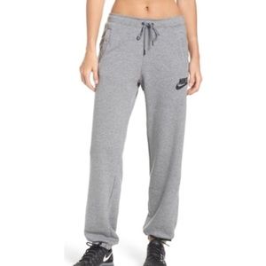grey nike sweatpants